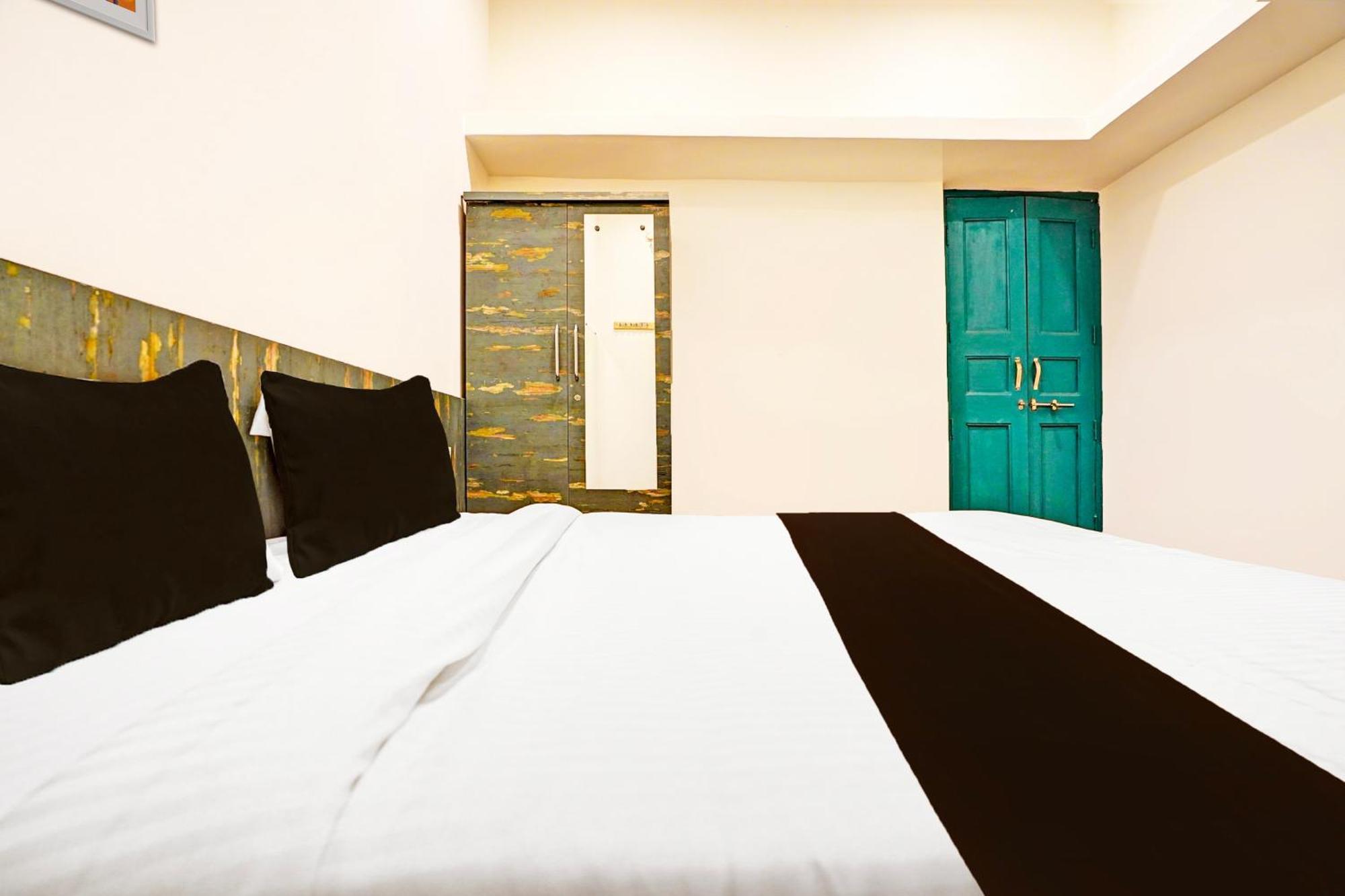 Super Hotel O The Vantage Inn นาคปุระ ภายนอก รูปภาพ